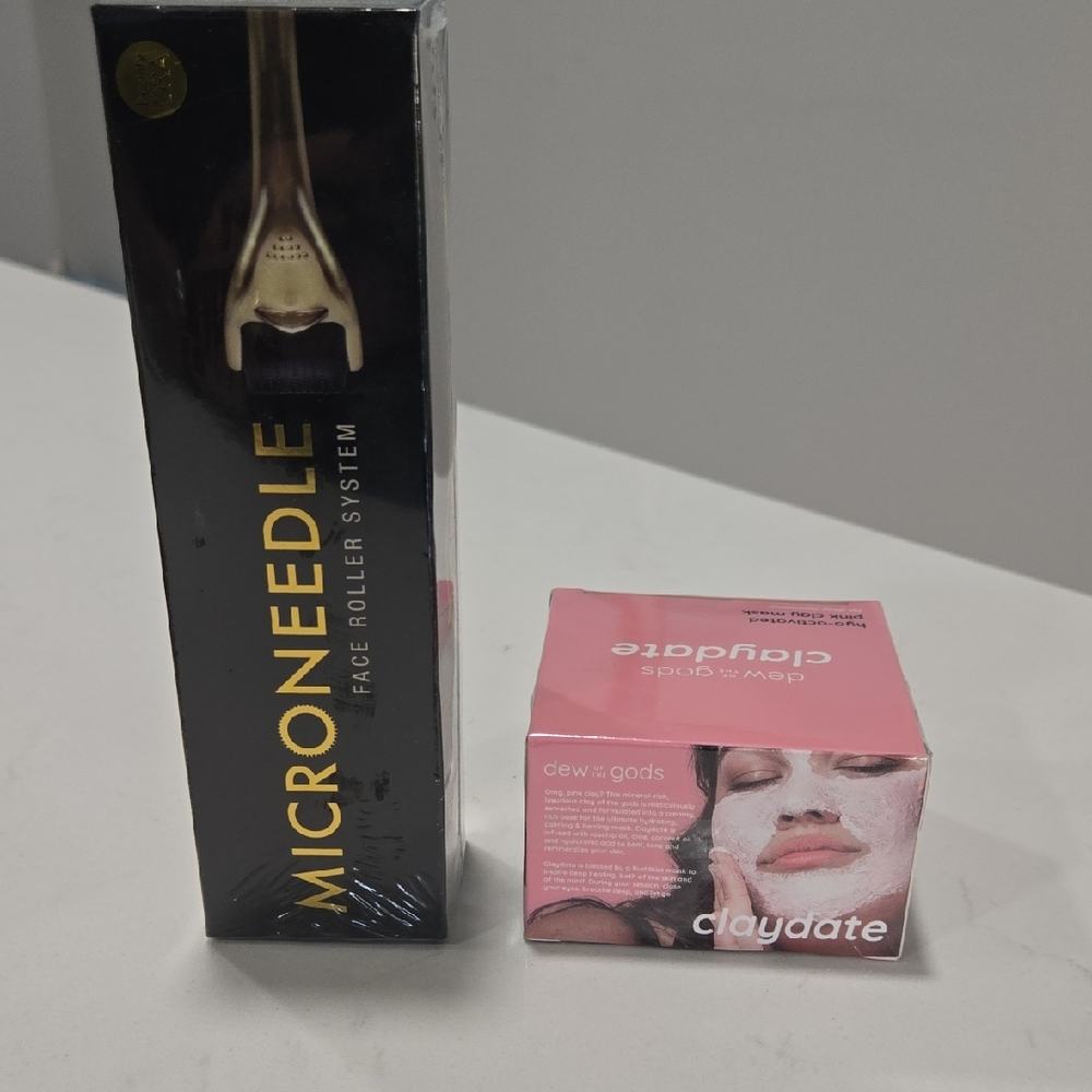 Microneedle Face Roller System - Black